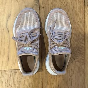 Adidas Swift Run Women’s Sneakers